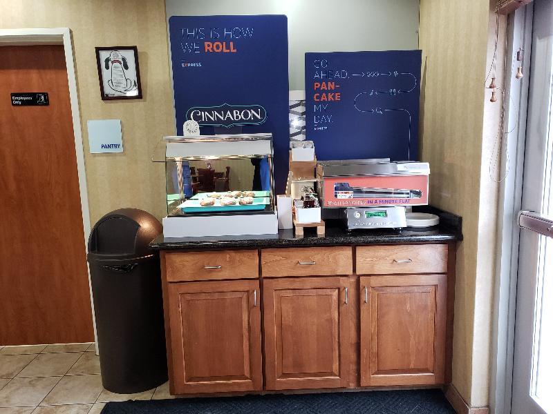 Holiday Inn Express & Suites Klamath Falls Central By Ihg Luaran gambar